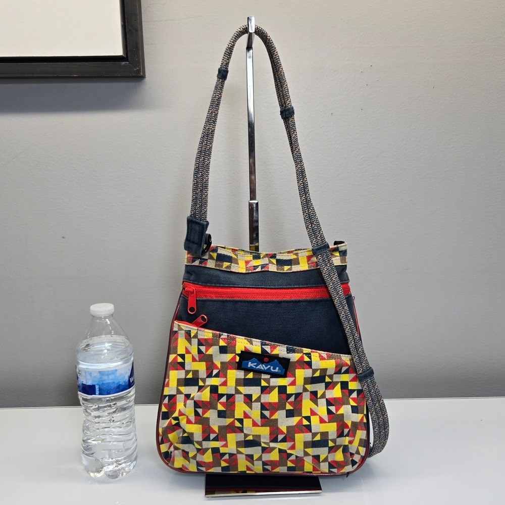 KAVU Keepalong Crossbody Bag Small Desert Quilt Canvas Travel Gorpcore Outdoors